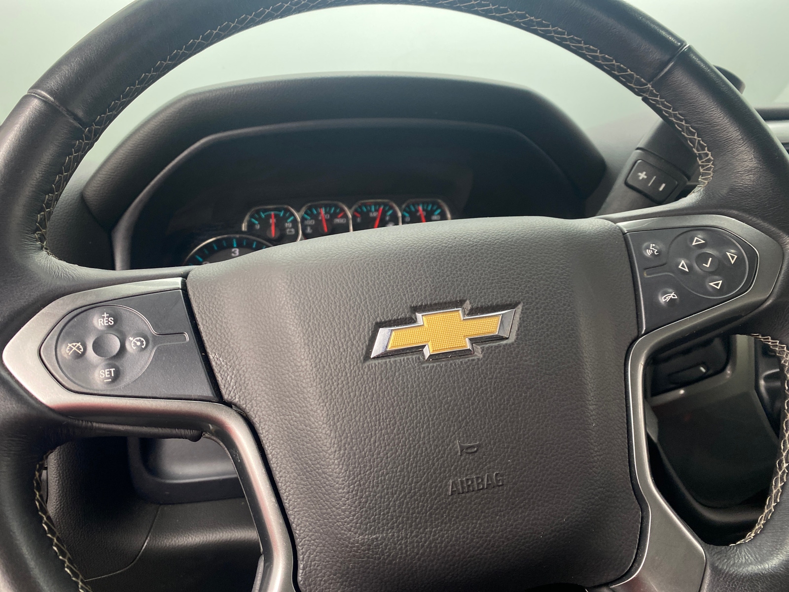 Thumbnail: 2017 Chevrolet Silverado 1500 - 5