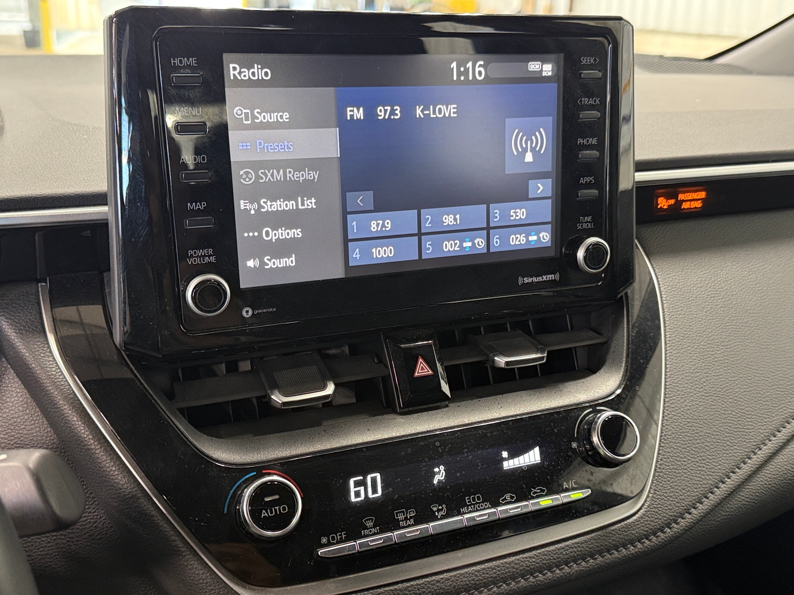 Thumbnail: 2022 Toyota Corolla - 4