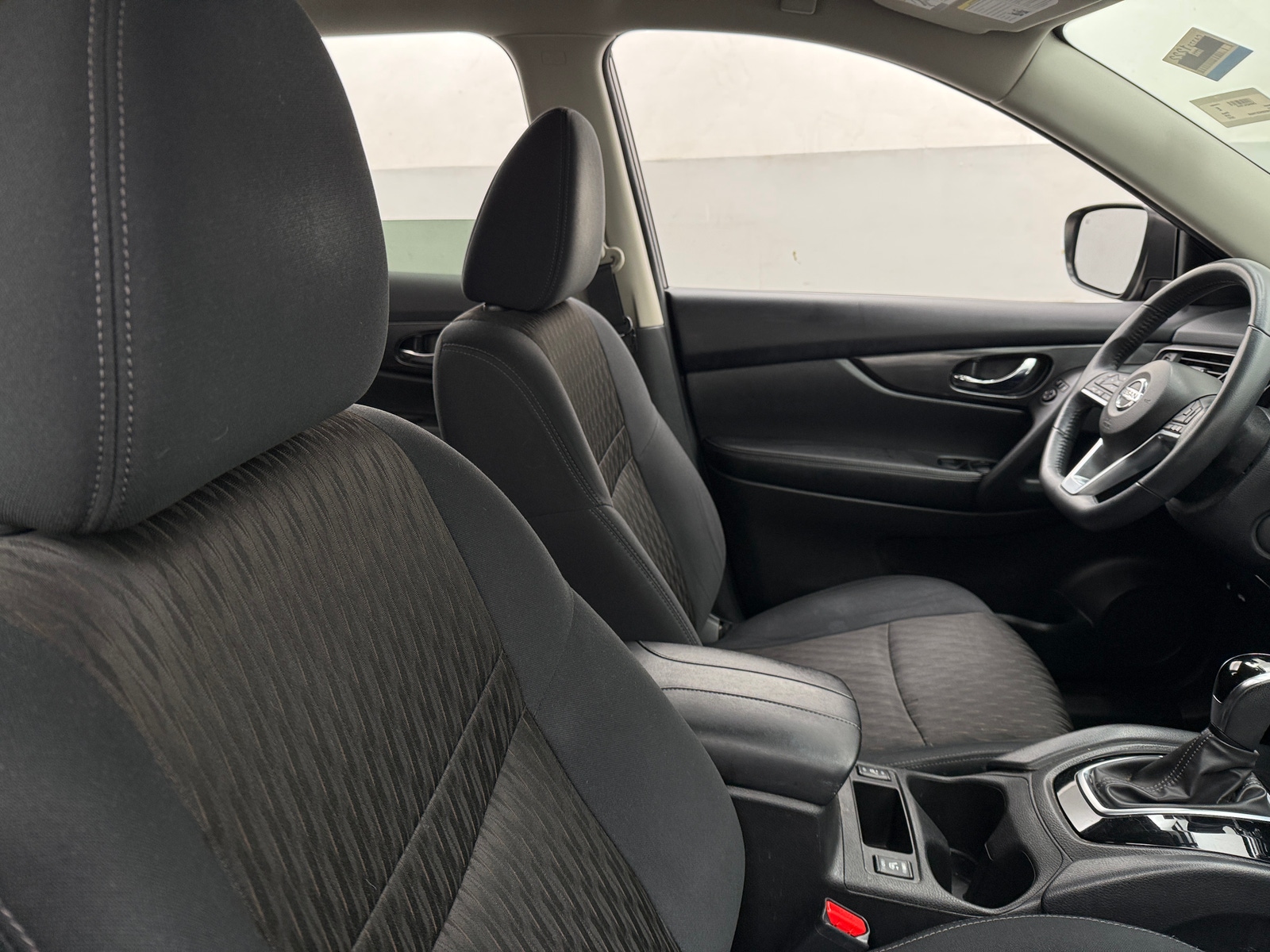 Thumbnail: 2017 Nissan Rogue - 2