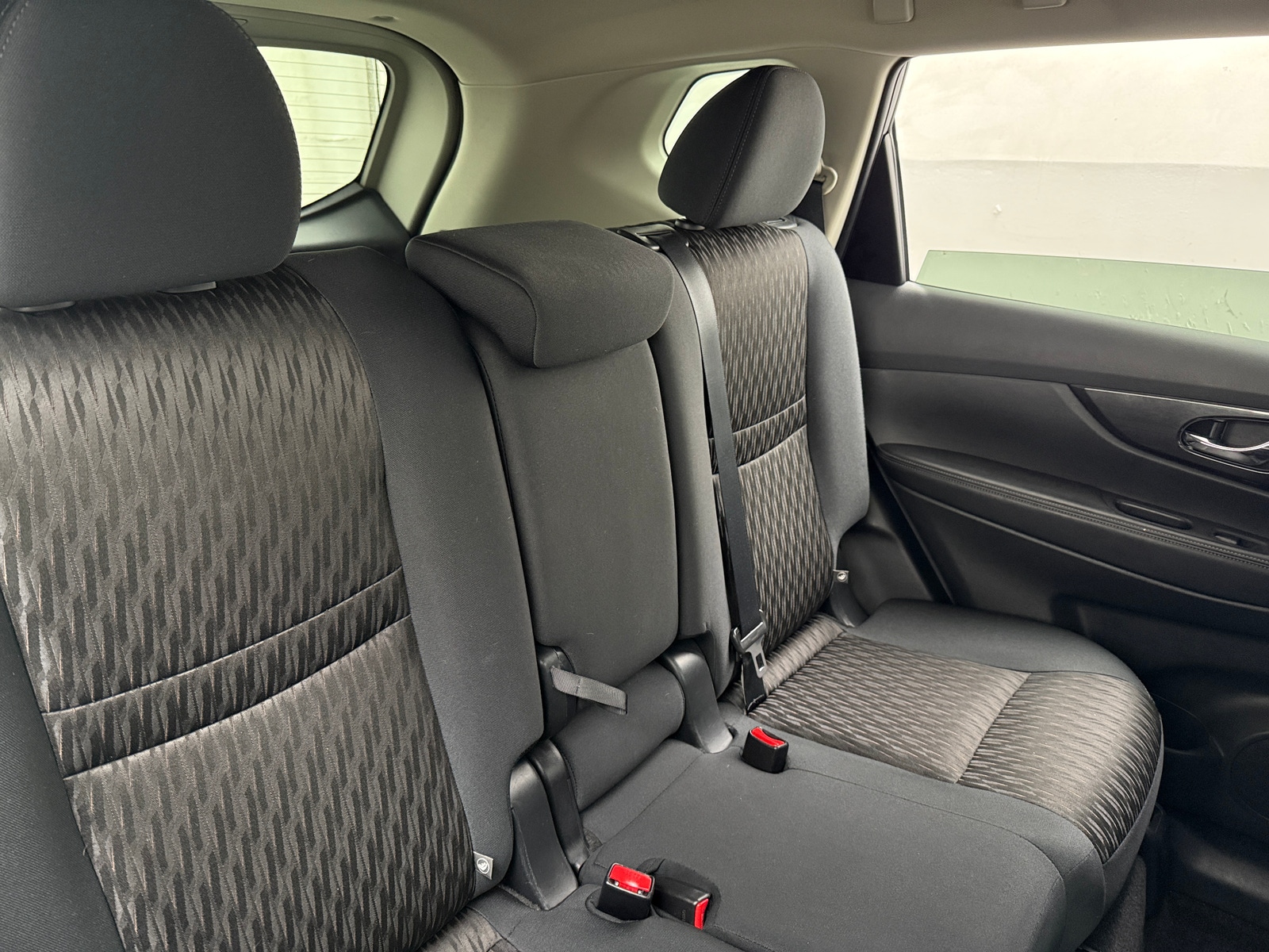 Thumbnail: 2017 Nissan Rogue - 6