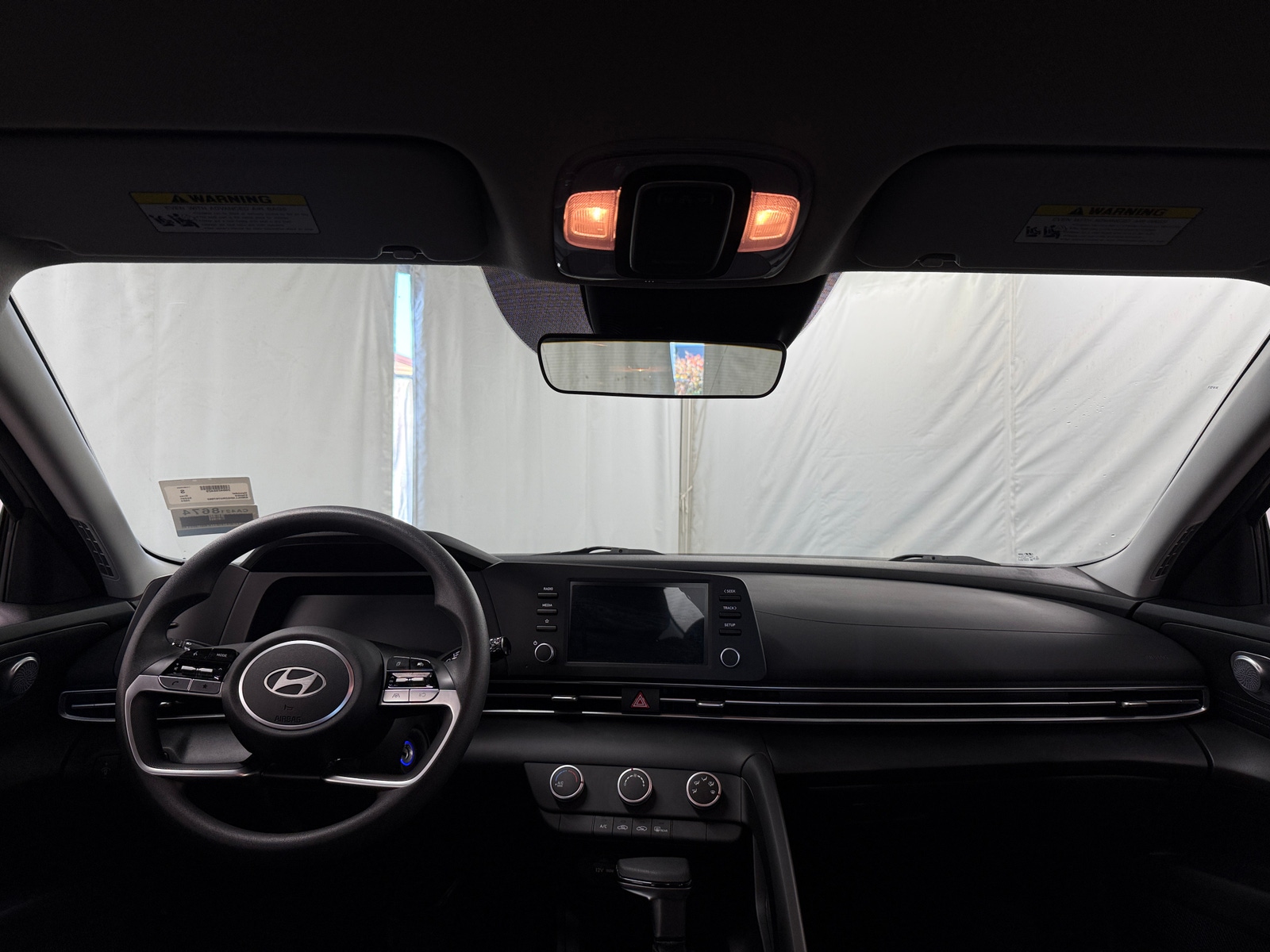 Thumbnail: 2024 Hyundai Elantra - 3