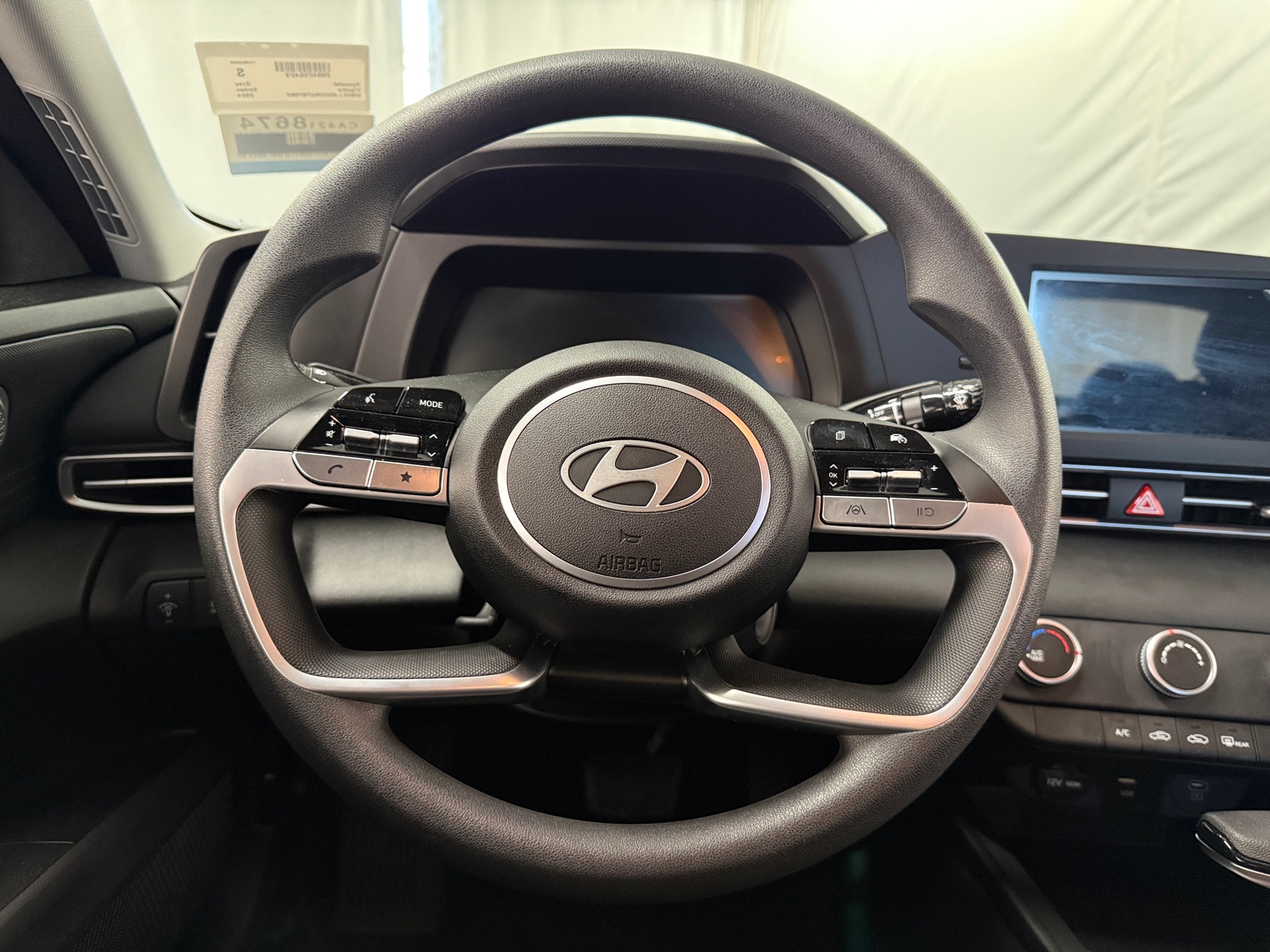 Thumbnail: 2024 Hyundai Elantra - 5