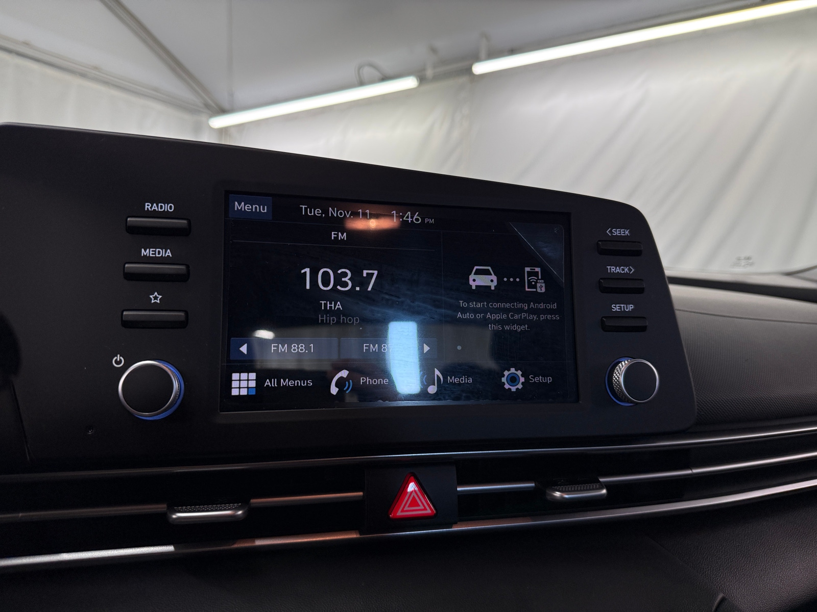 Thumbnail: 2024 Hyundai Elantra - 4