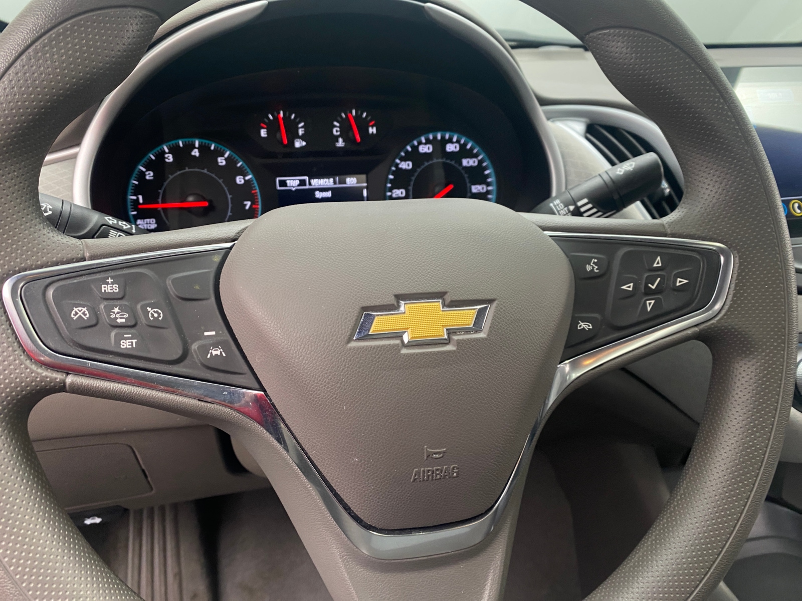 Thumbnail: 2024 Chevrolet Malibu - 5