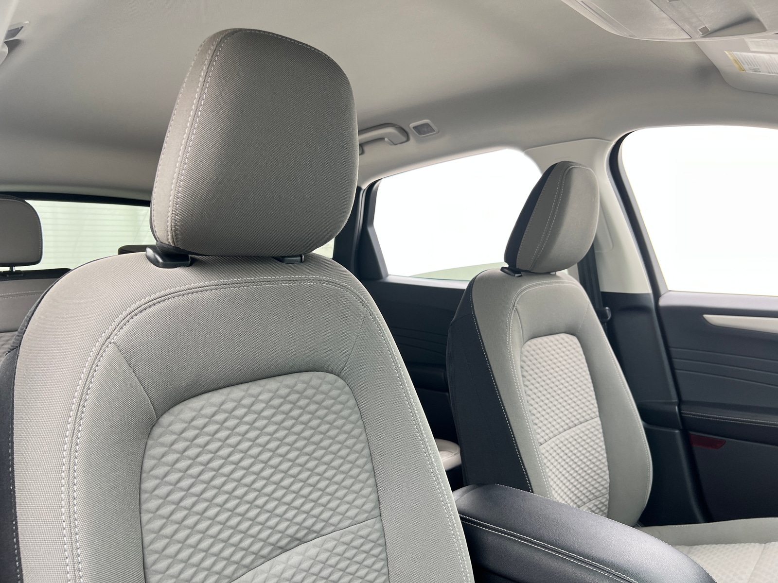 Thumbnail: 2022 Ford Escape - 2