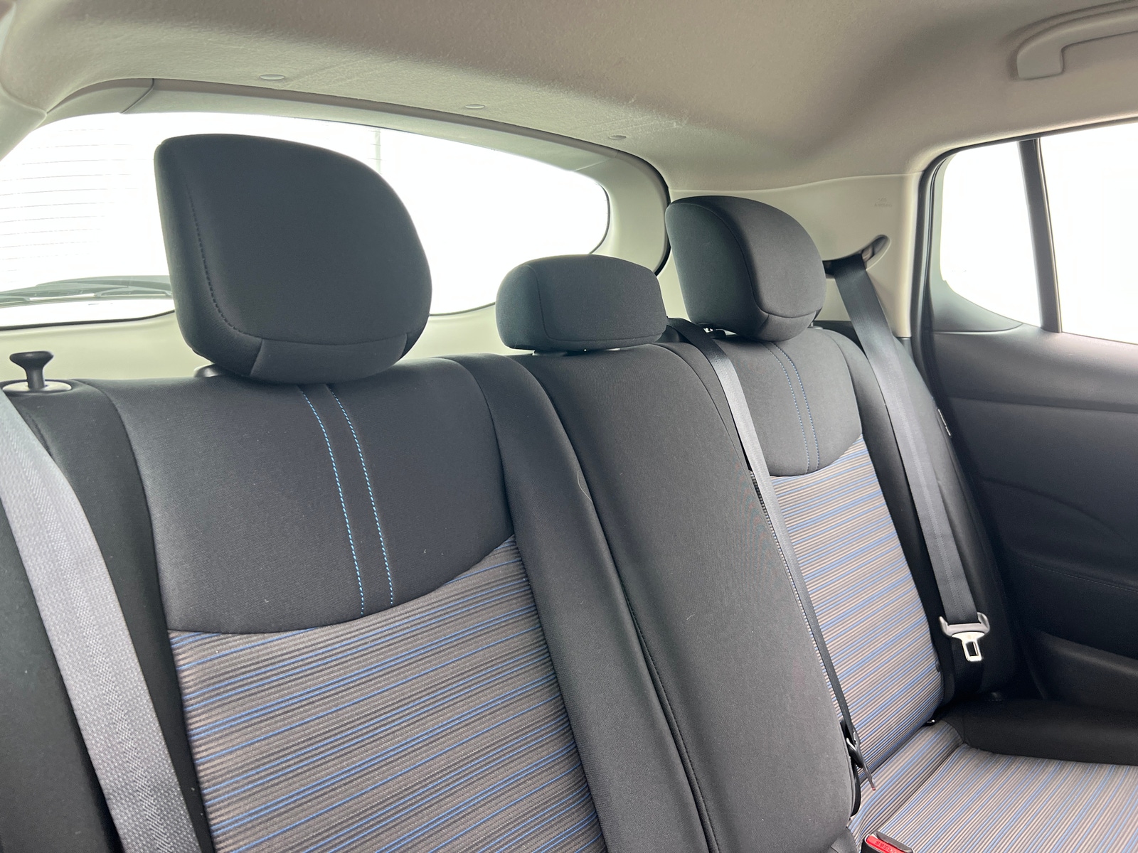 Thumbnail: 2023 Nissan Leaf - 6