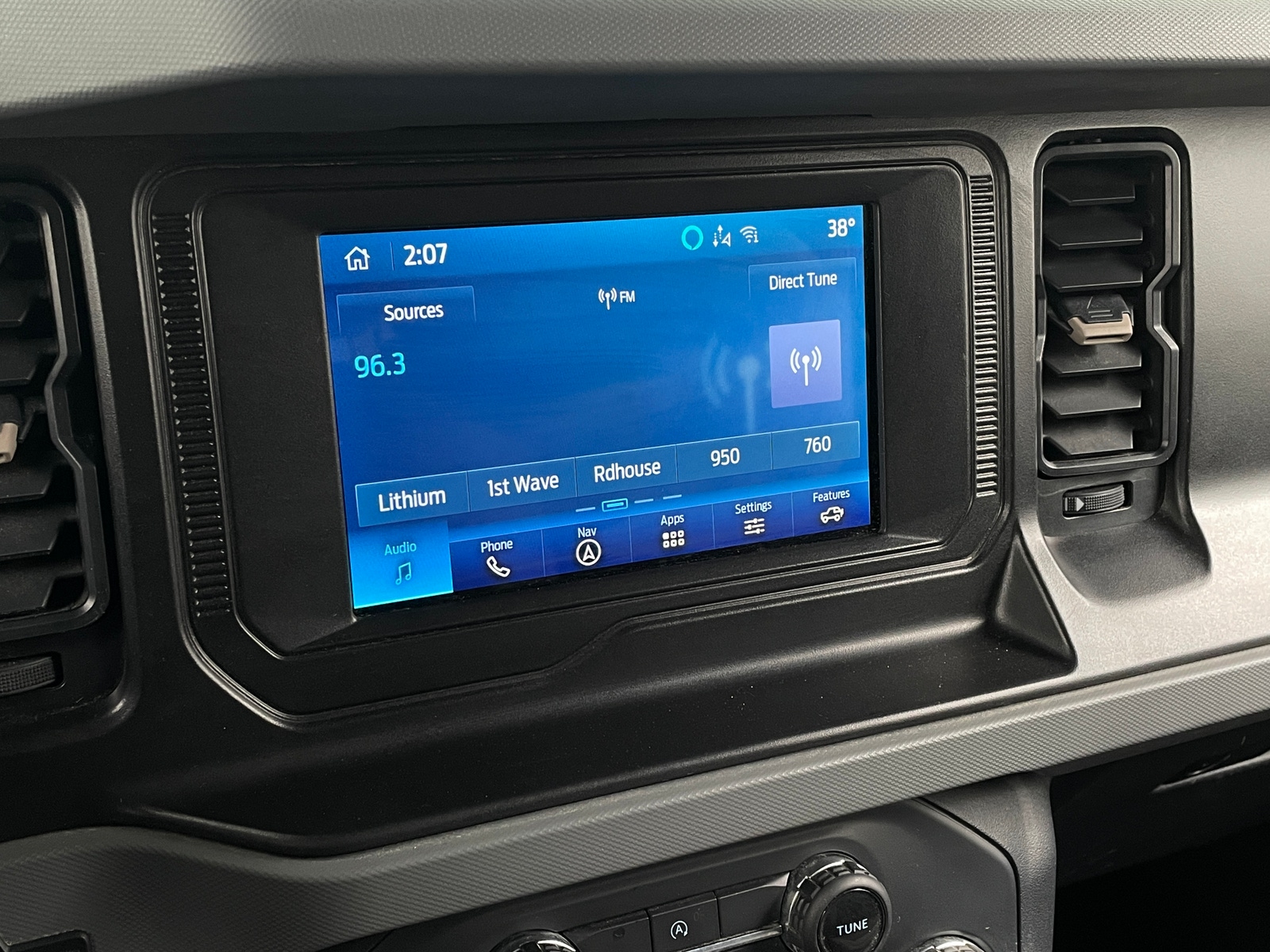 Thumbnail: 2021 Ford Bronco - 4