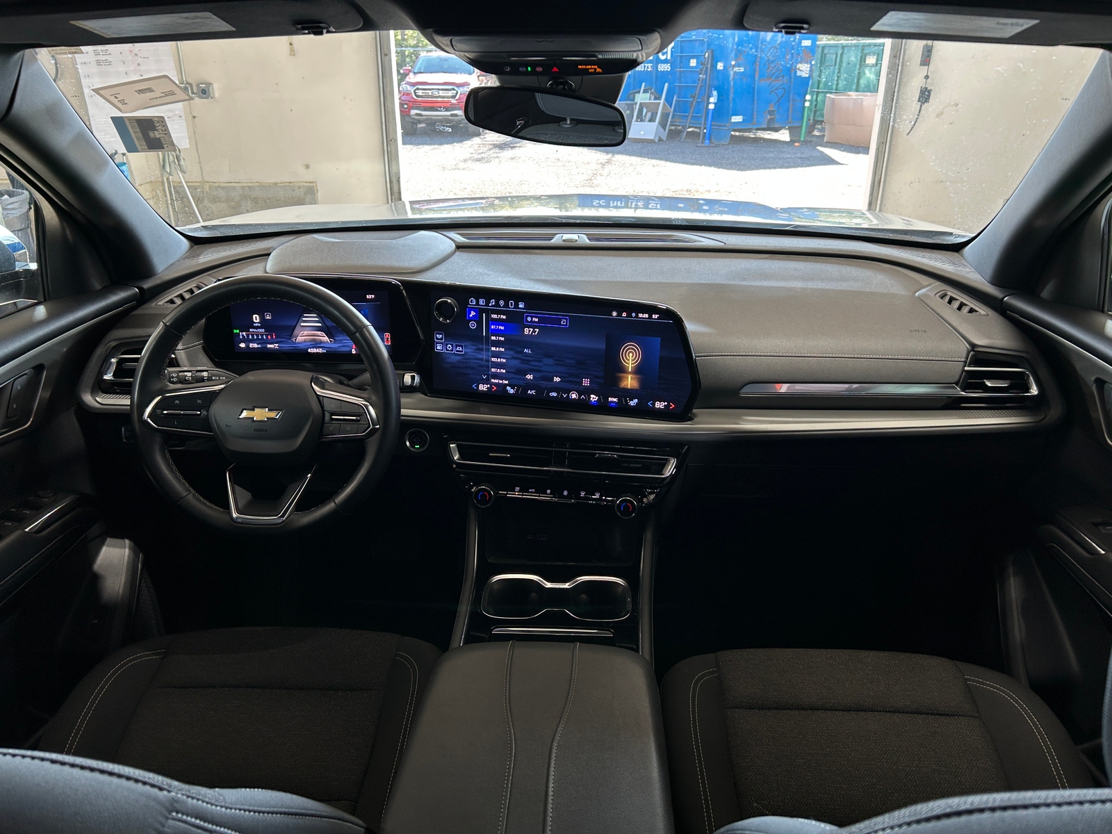 Thumbnail: 2024 Chevrolet Traverse - 3