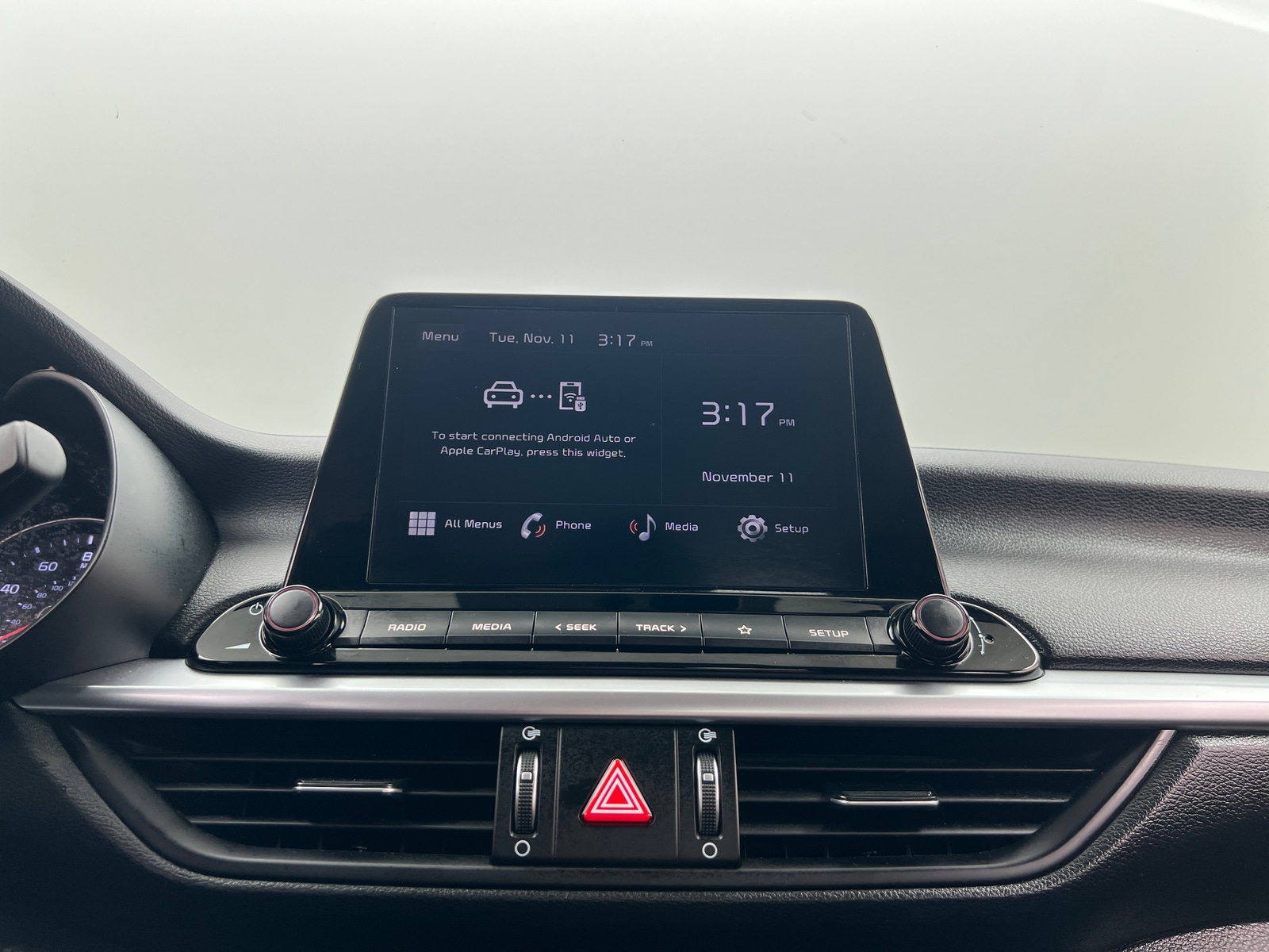 Thumbnail: 2024 Kia Forte - 4