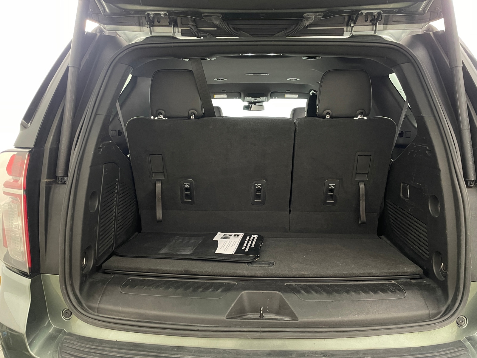 Thumbnail: 2023 Chevrolet Tahoe - 6