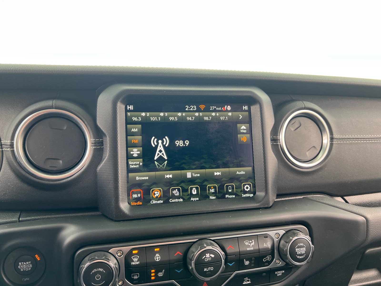 Thumbnail: 2023 Jeep Wrangler - 3