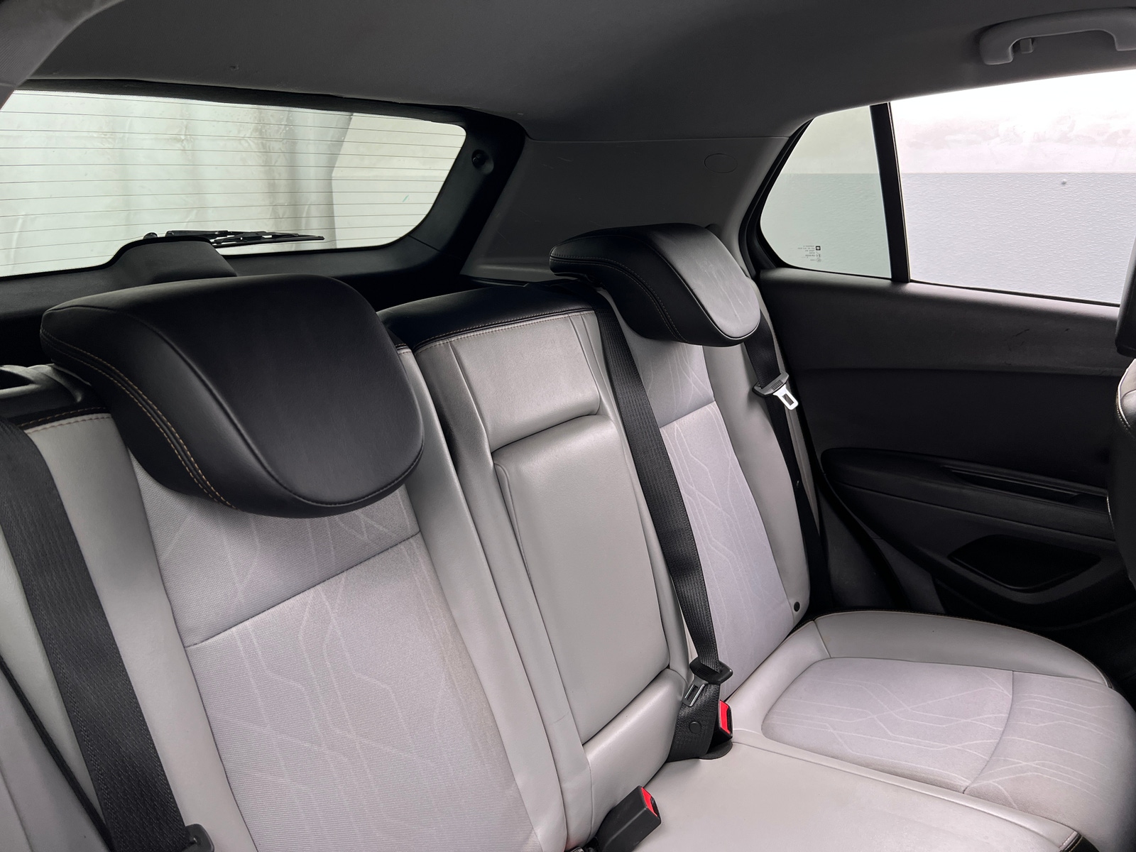 Thumbnail: 2017 Chevrolet Trax - 6