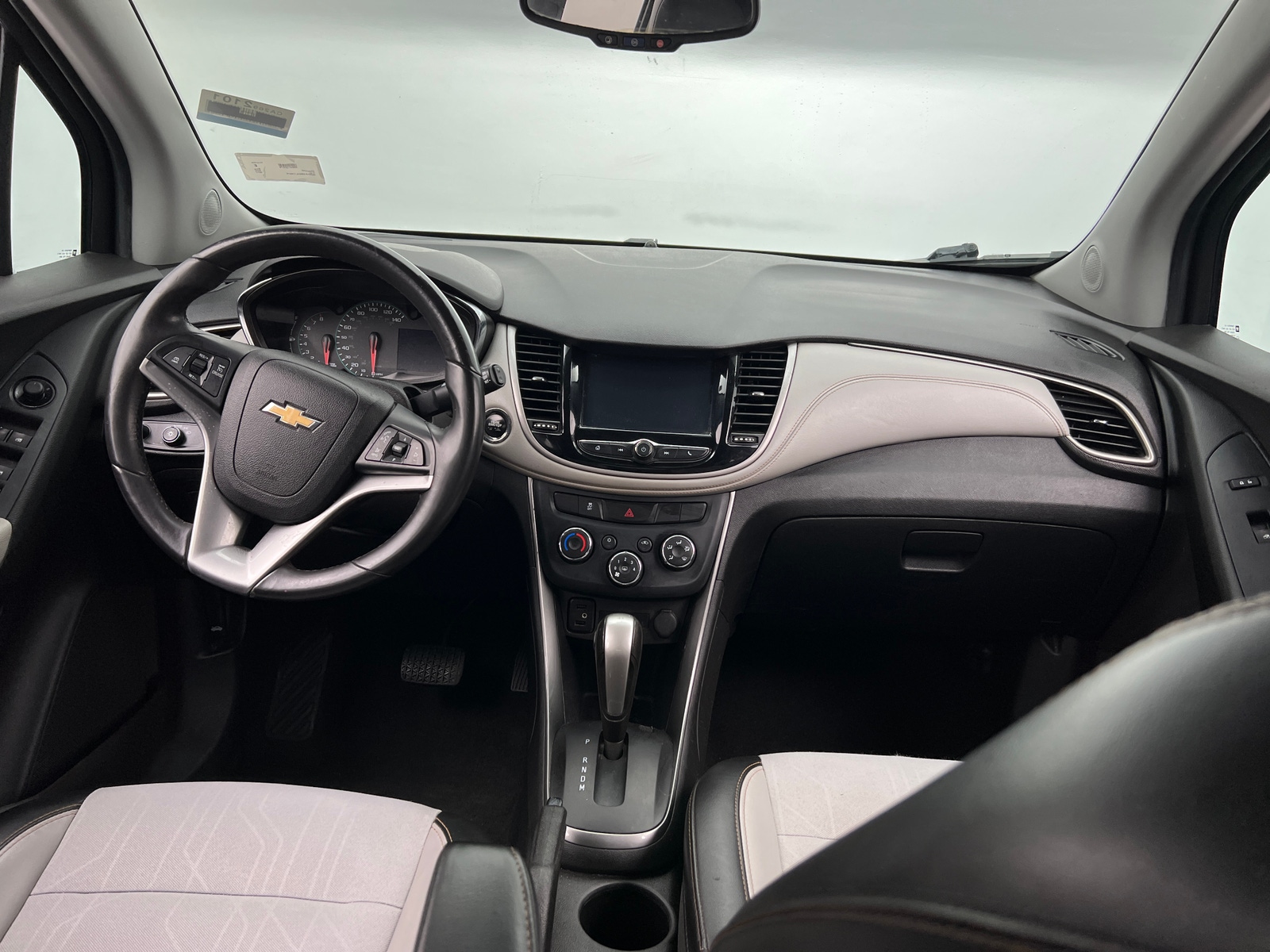 Thumbnail: 2017 Chevrolet Trax - 3