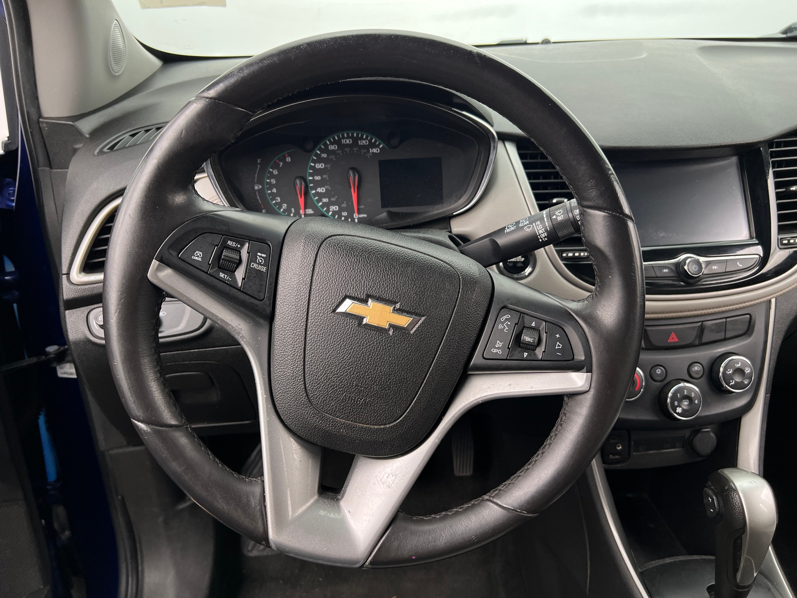 Thumbnail: 2017 Chevrolet Trax - 5