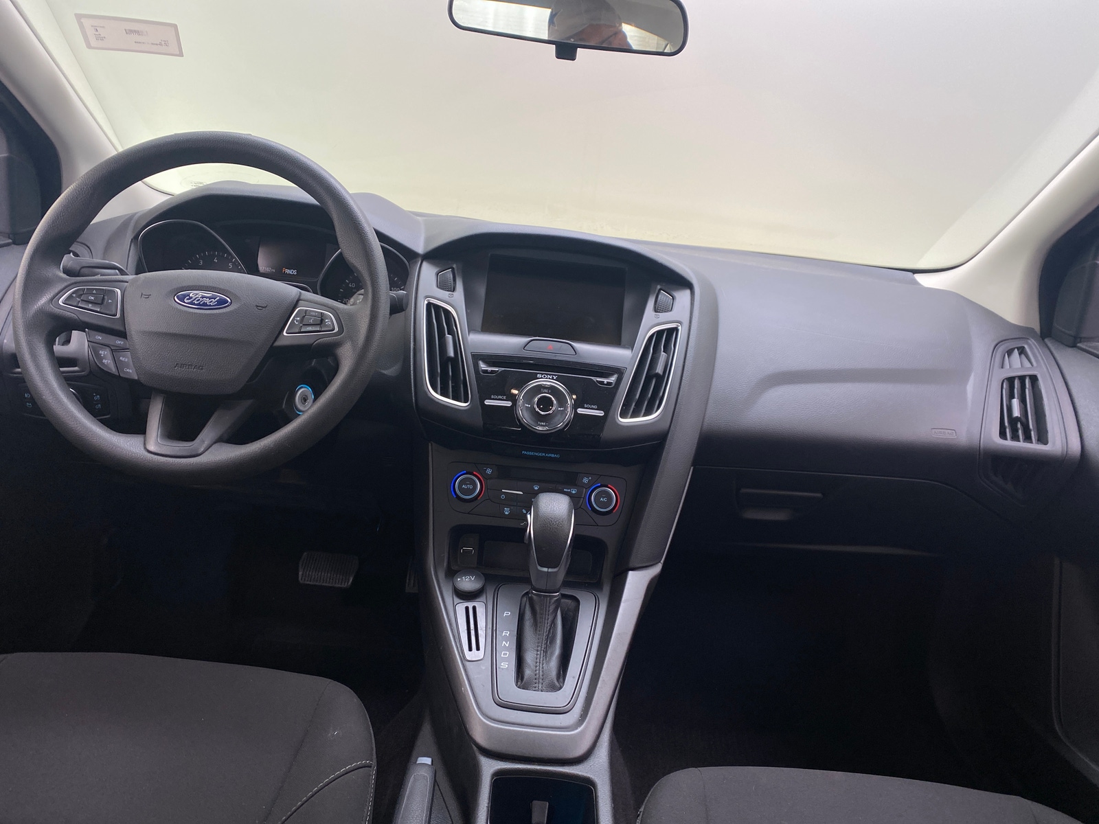 Thumbnail: 2018 Ford Focus - 3