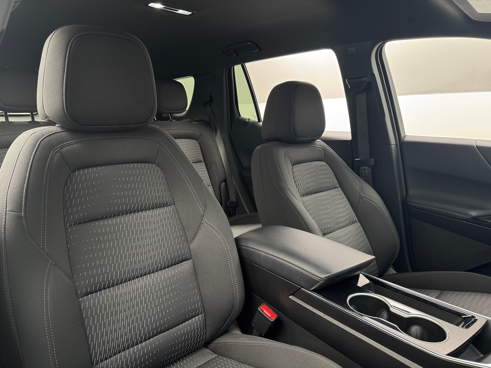 Thumbnail: 2025 Chevrolet Equinox - 2