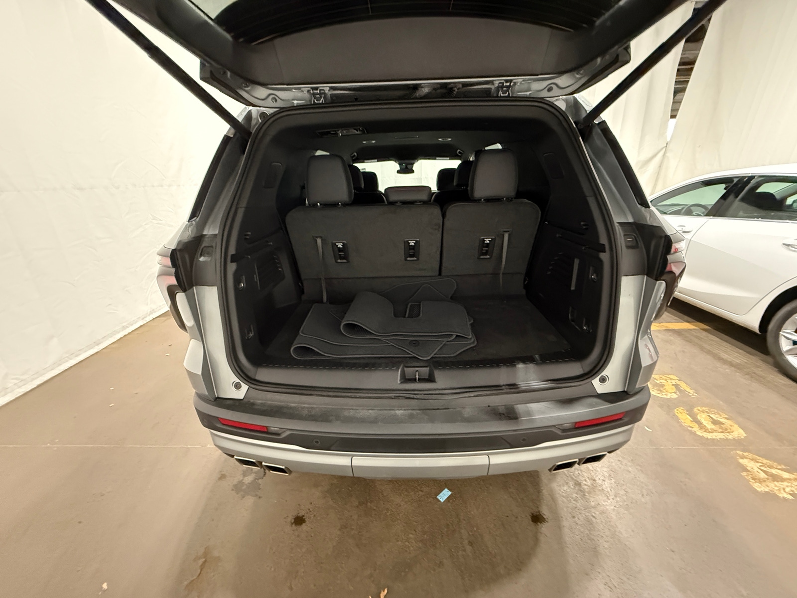 Thumbnail: 2024 Chevrolet Traverse - 7