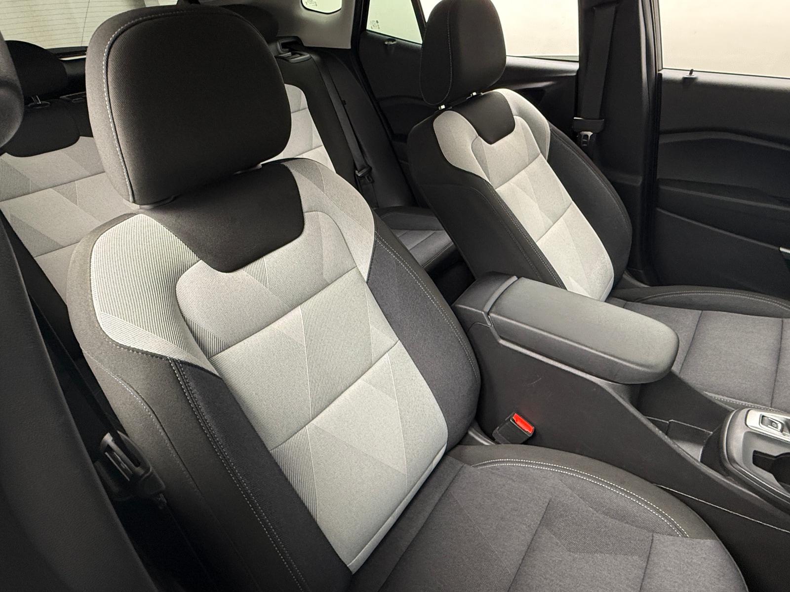 Thumbnail: 2025 Chevrolet Trax - 2