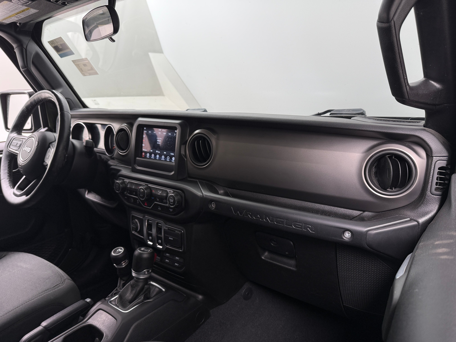 Thumbnail: 2021 Jeep Wrangler - 3