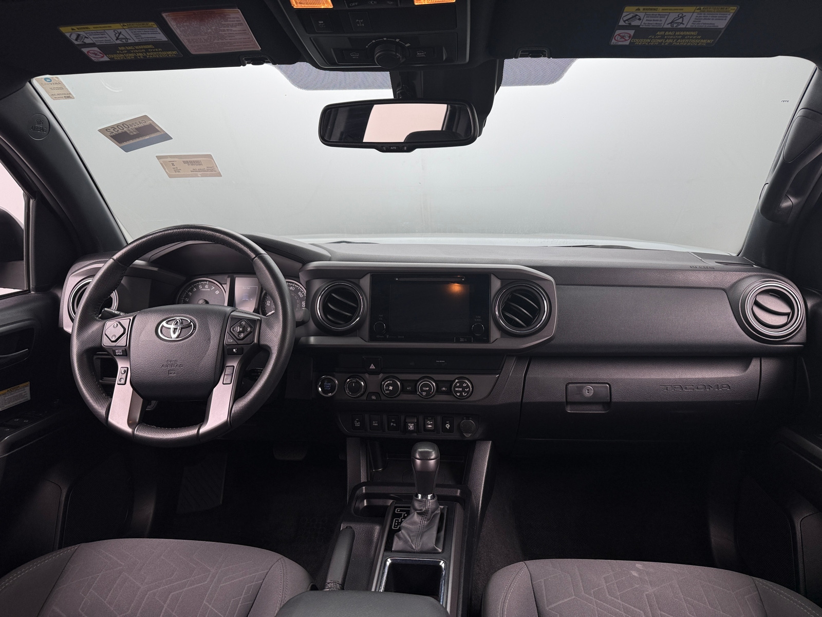 Thumbnail: 2019 Toyota Tacoma - 3