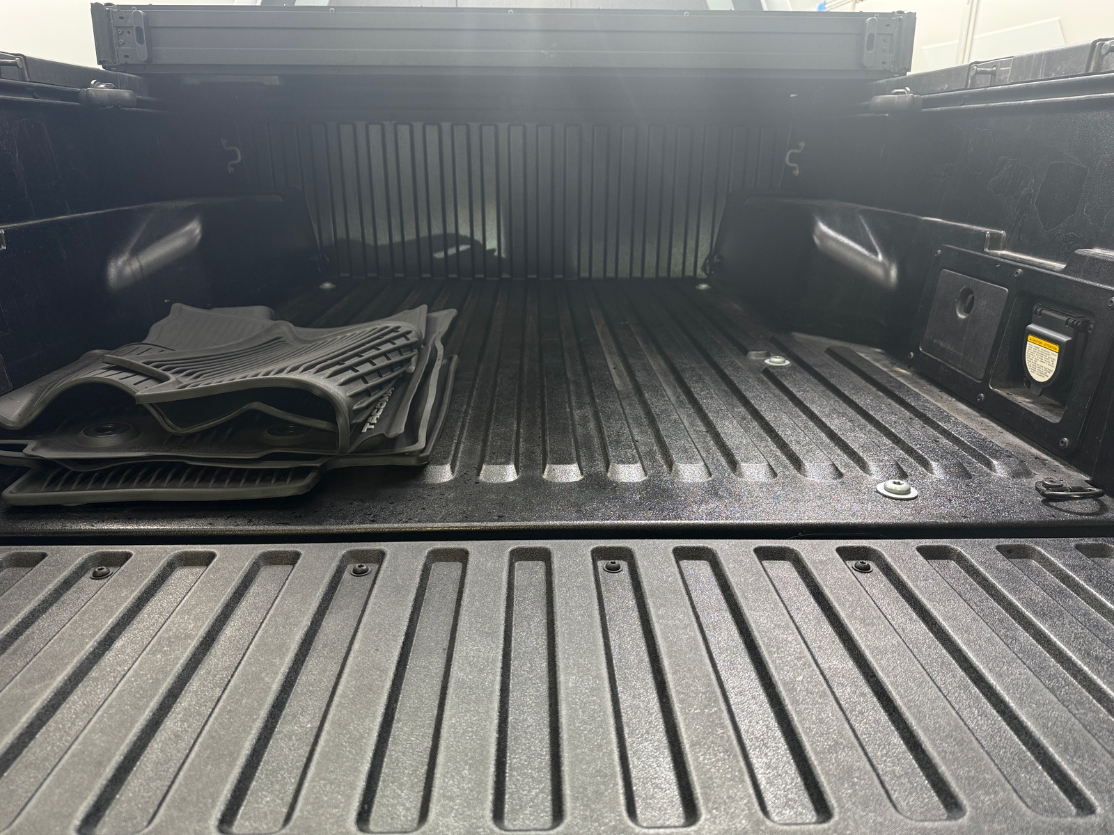 Thumbnail: 2019 Toyota Tacoma - 7