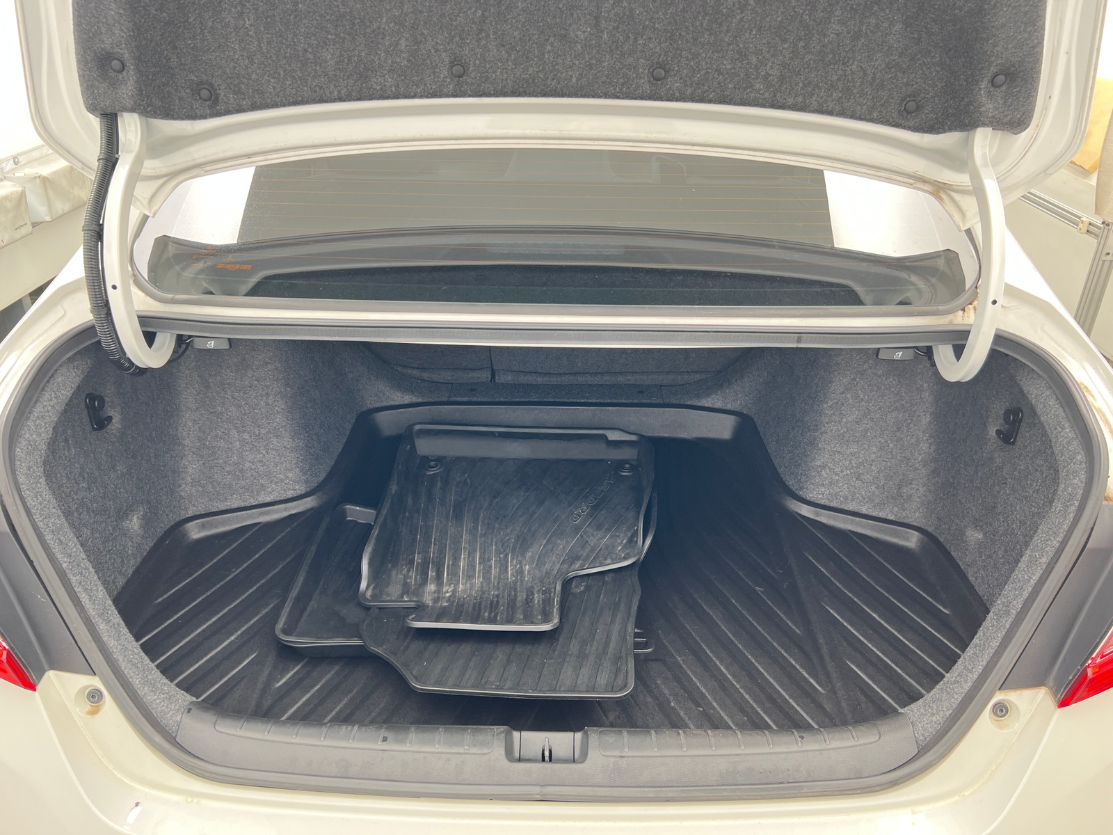 Thumbnail: 2018 Honda Accord - 6