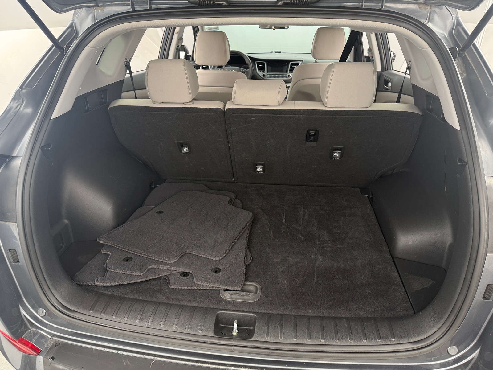 Thumbnail: 2017 Hyundai Tucson - 7