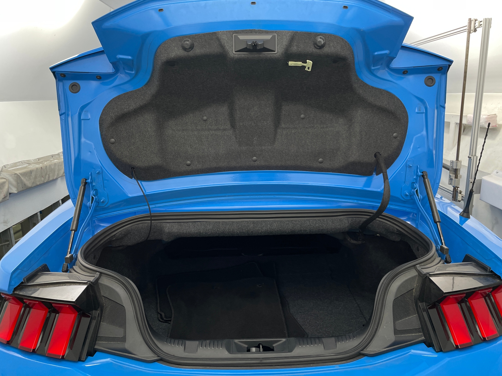 Thumbnail: 2025 Ford Mustang - 6