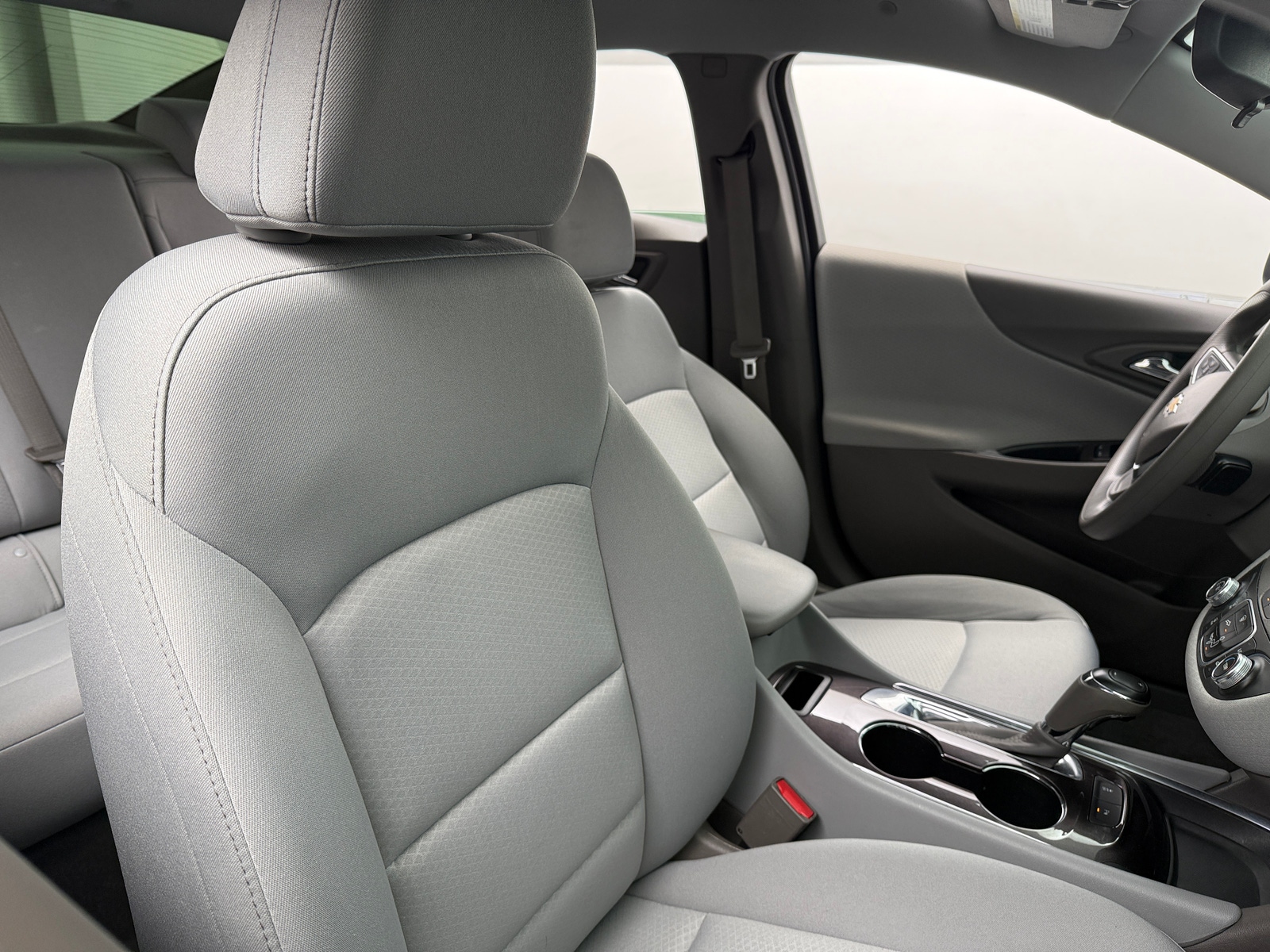 Thumbnail: 2020 Chevrolet Malibu - 2