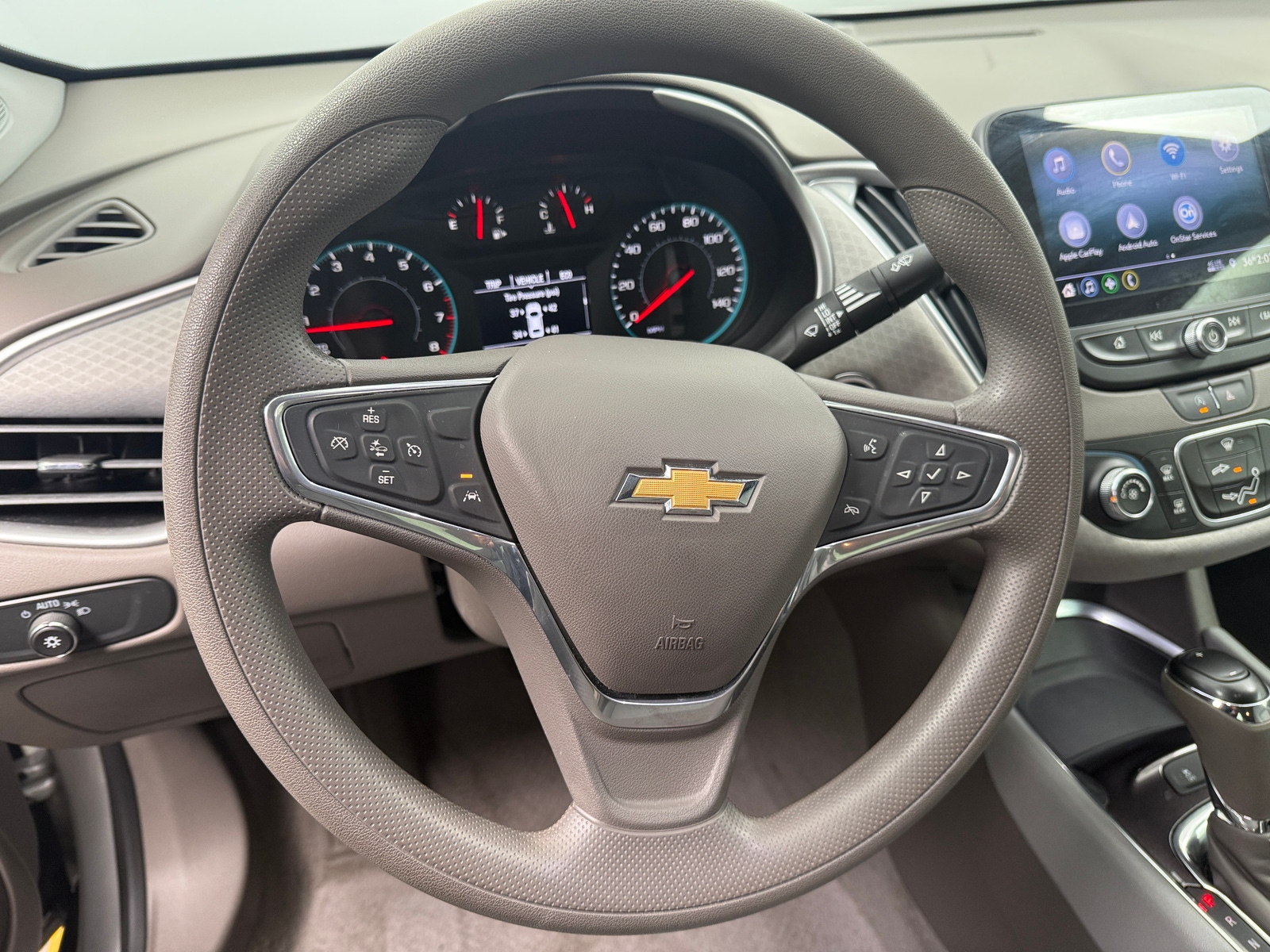 Thumbnail: 2020 Chevrolet Malibu - 5