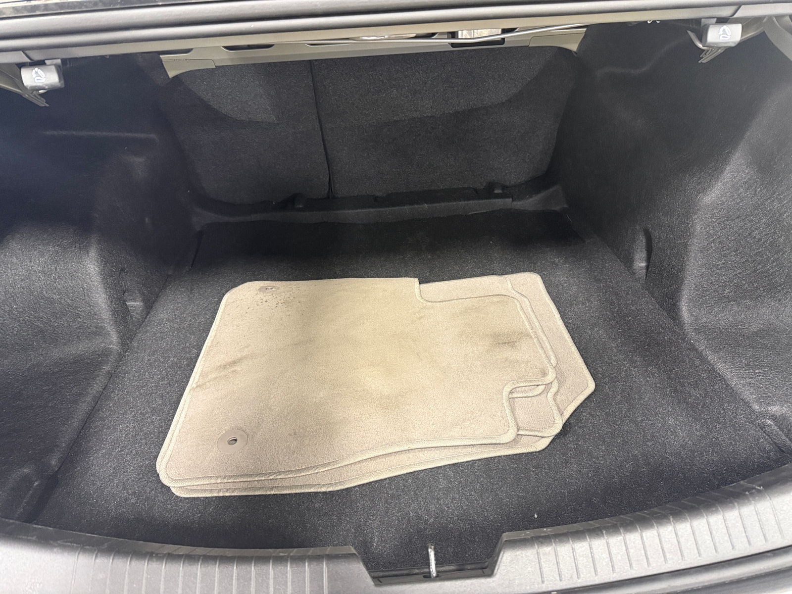 Thumbnail: 2020 Chevrolet Malibu - 7