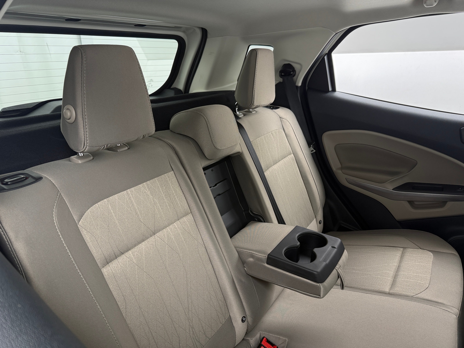 Thumbnail: 2020 Ford EcoSport - 6