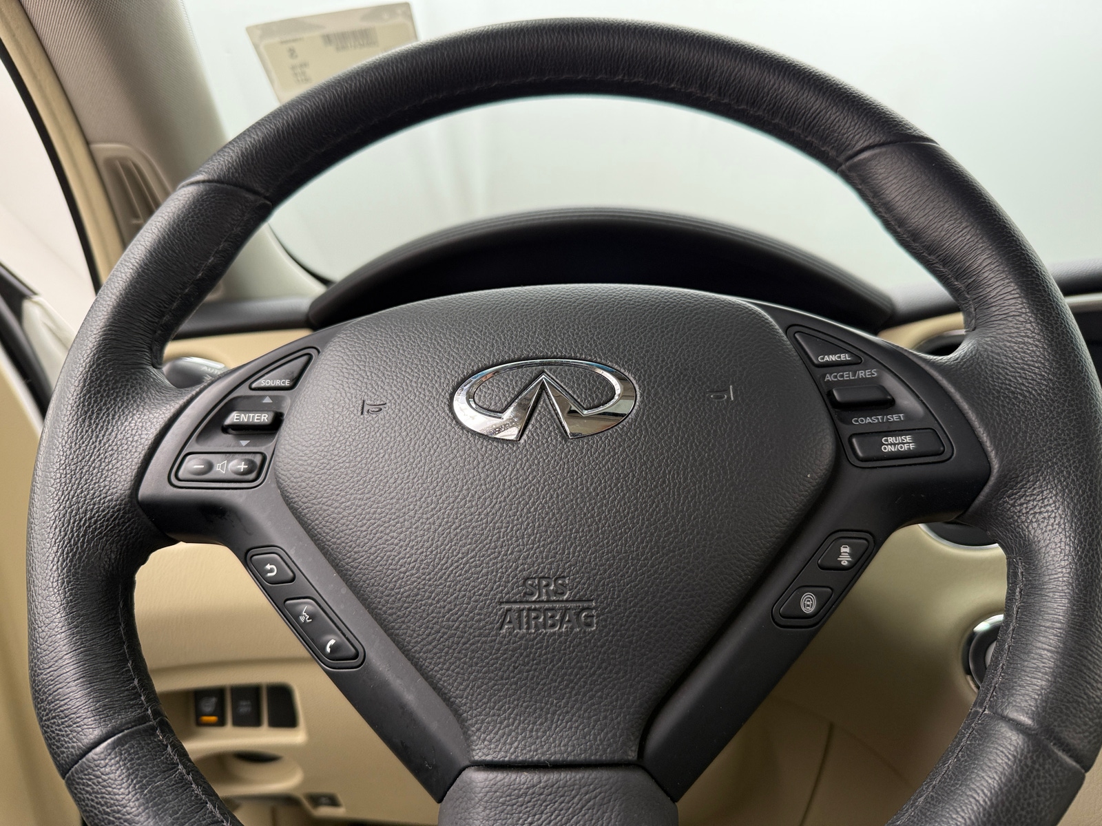 Thumbnail: 2017 INFINITI QX50 - 4