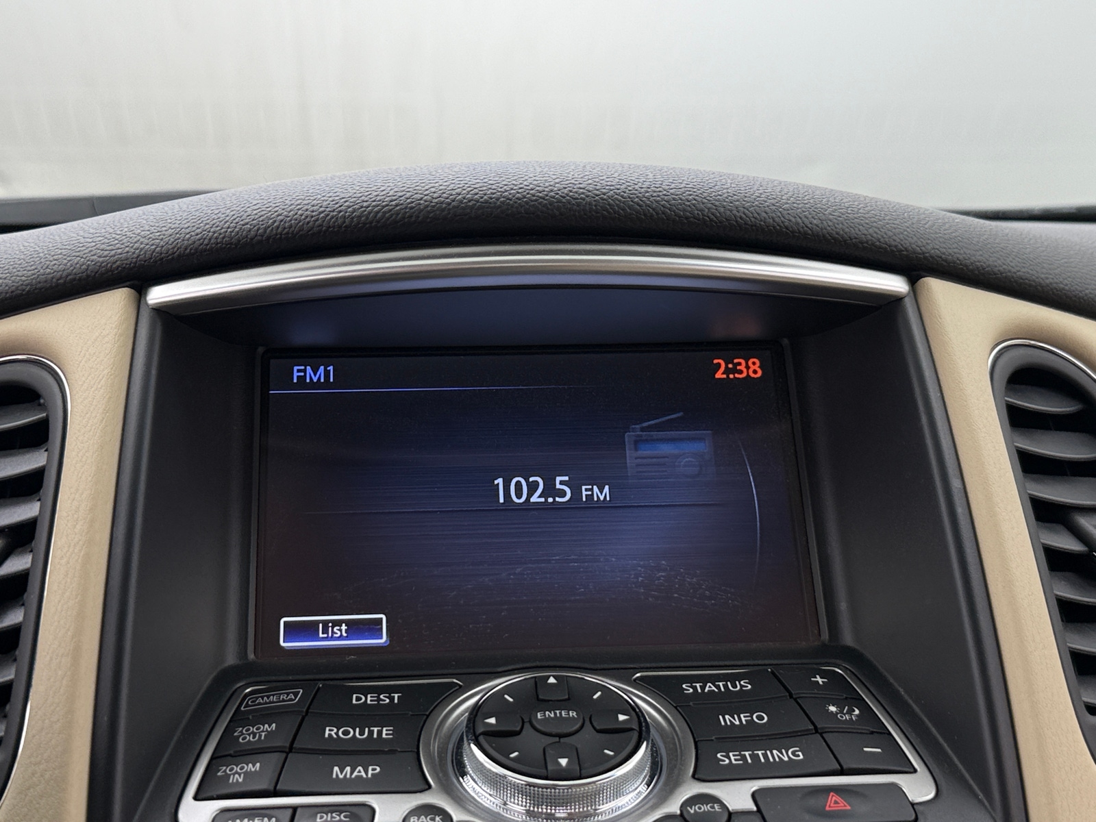 Thumbnail: 2017 INFINITI QX50 - 3