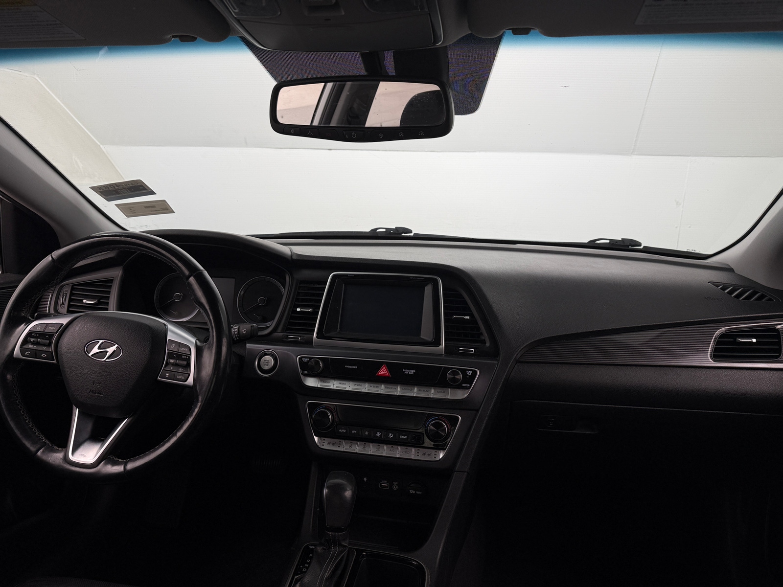 Thumbnail: 2019 Hyundai Sonata - 2