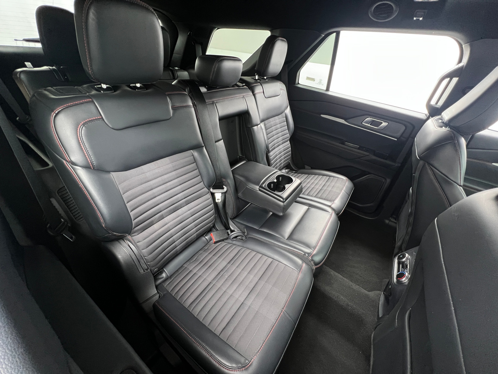 Thumbnail: 2025 Ford Explorer - 5