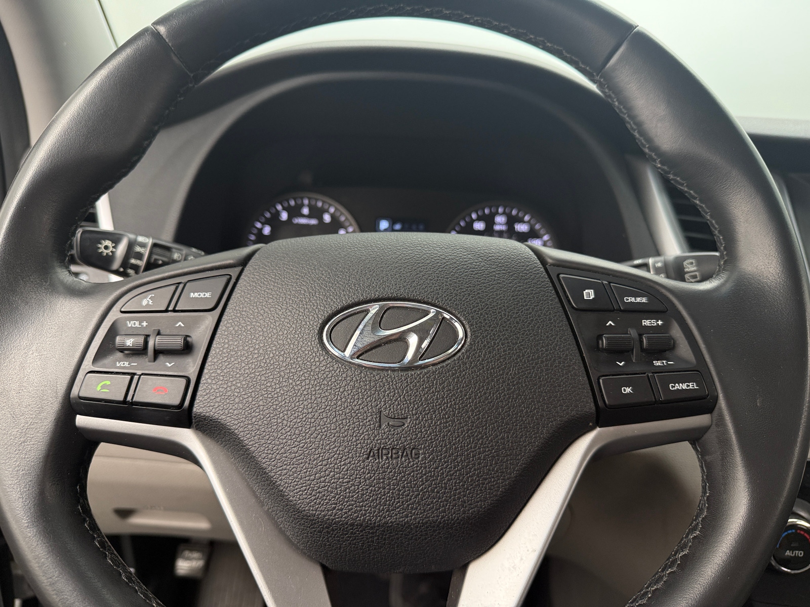 Thumbnail: 2018 Hyundai Tucson - 5