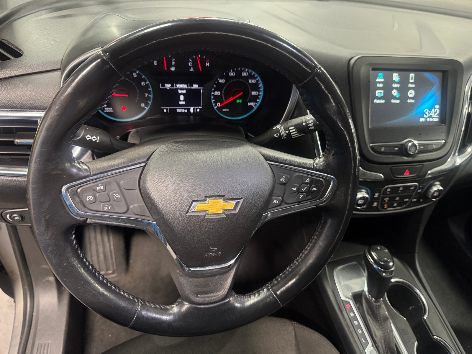 Thumbnail: 2018 Chevrolet Equinox - 5