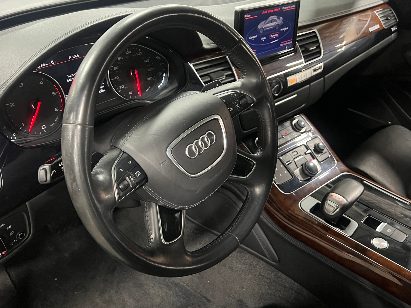Thumbnail: 2014 Audi A8 - 4