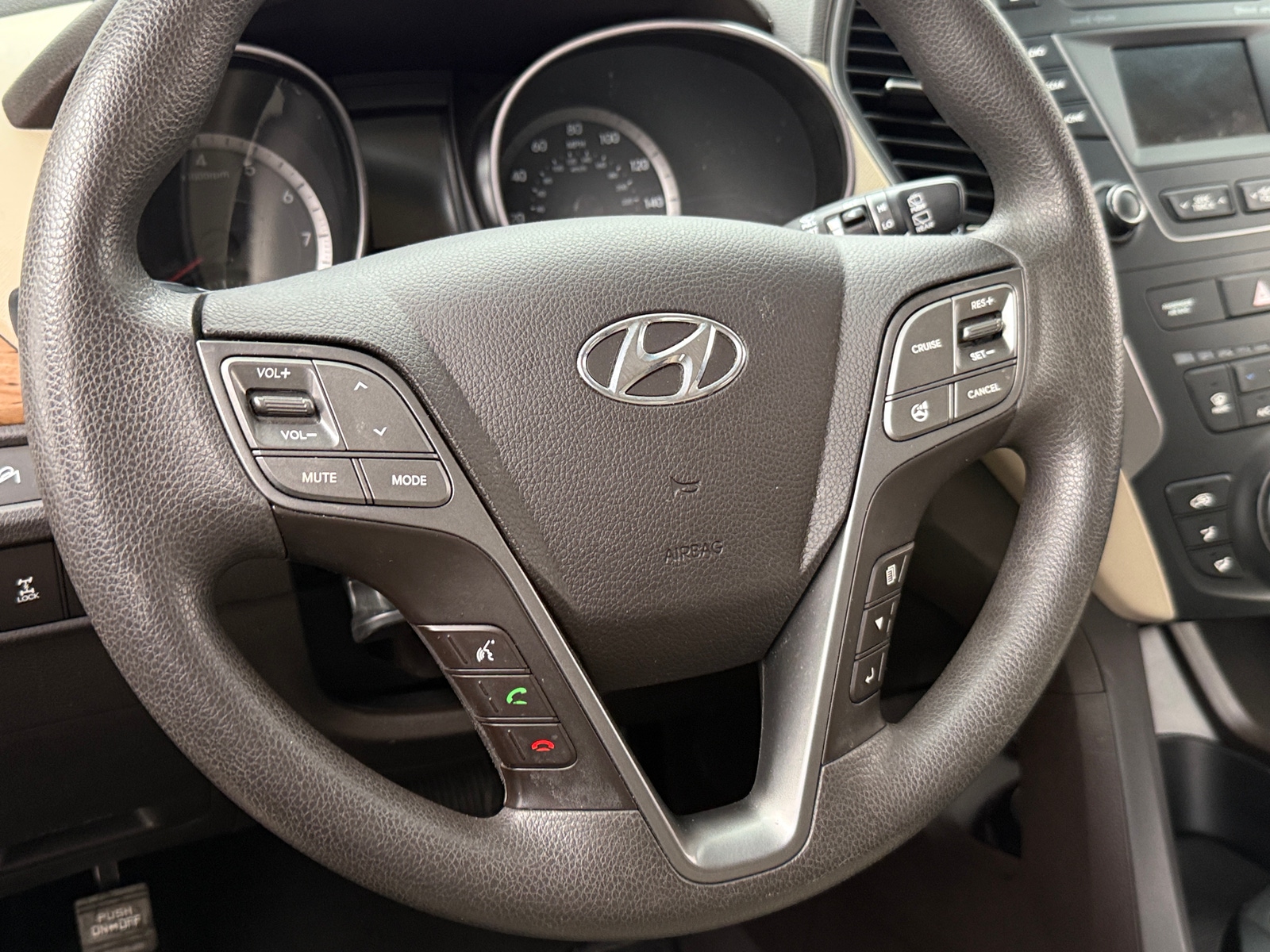 Thumbnail: 2016 Hyundai Santa Fe - 5