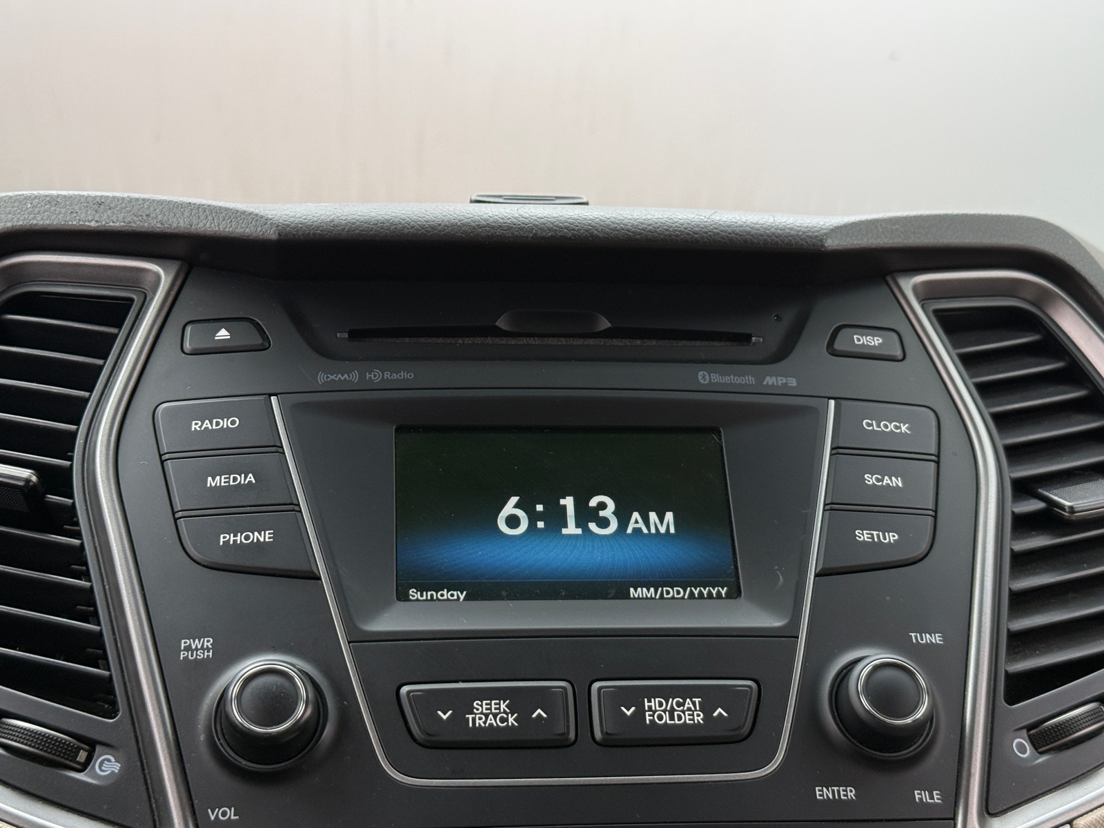 Thumbnail: 2016 Hyundai Santa Fe - 4