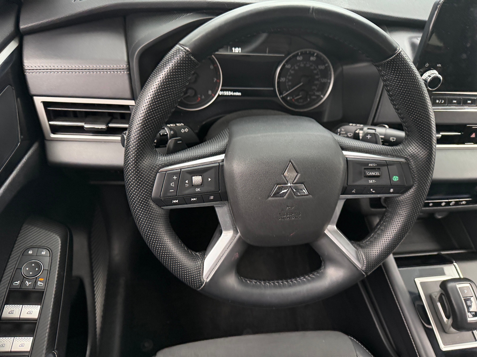 Thumbnail: 2024 Mitsubishi Outlander - 4