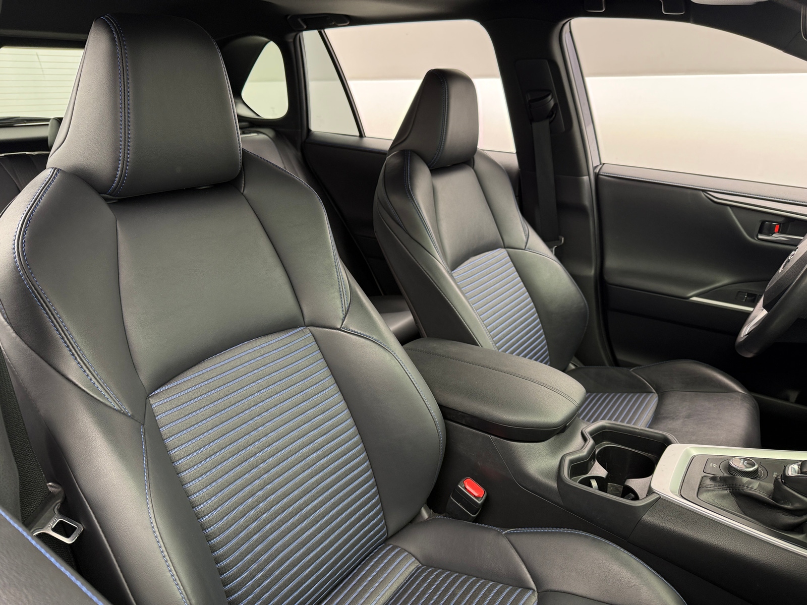 Thumbnail: 2019 Toyota RAV4 - 2