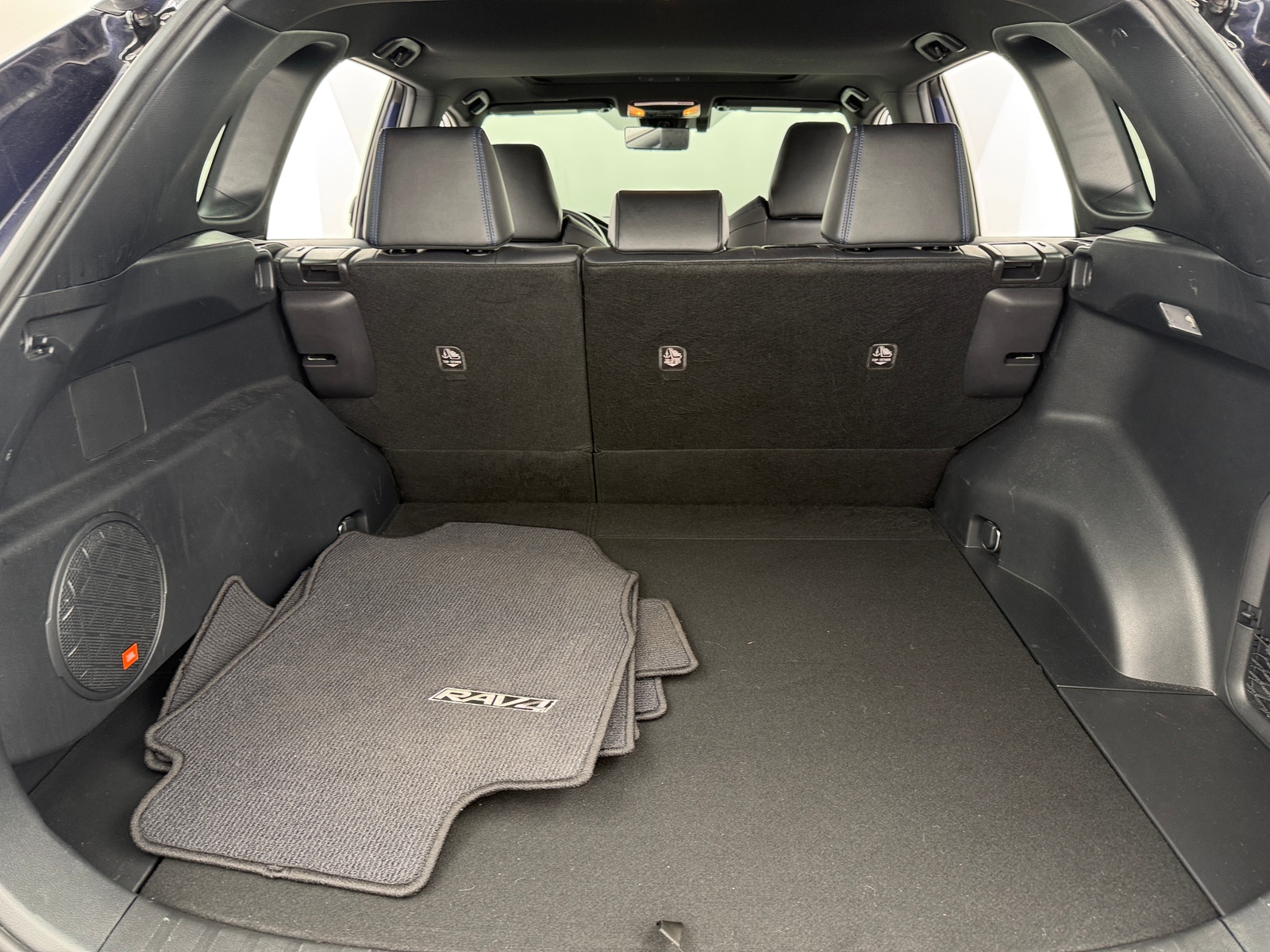 Thumbnail: 2019 Toyota RAV4 - 7