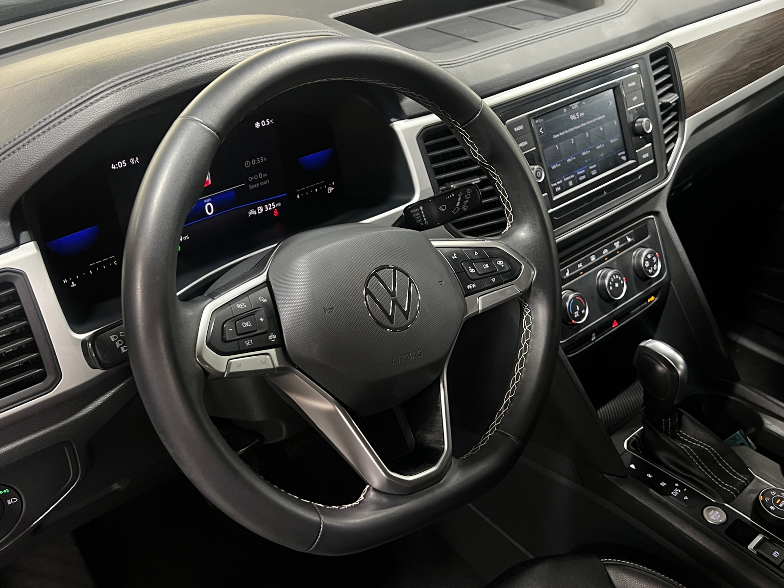 Thumbnail: 2022 Volkswagen Atlas - 4