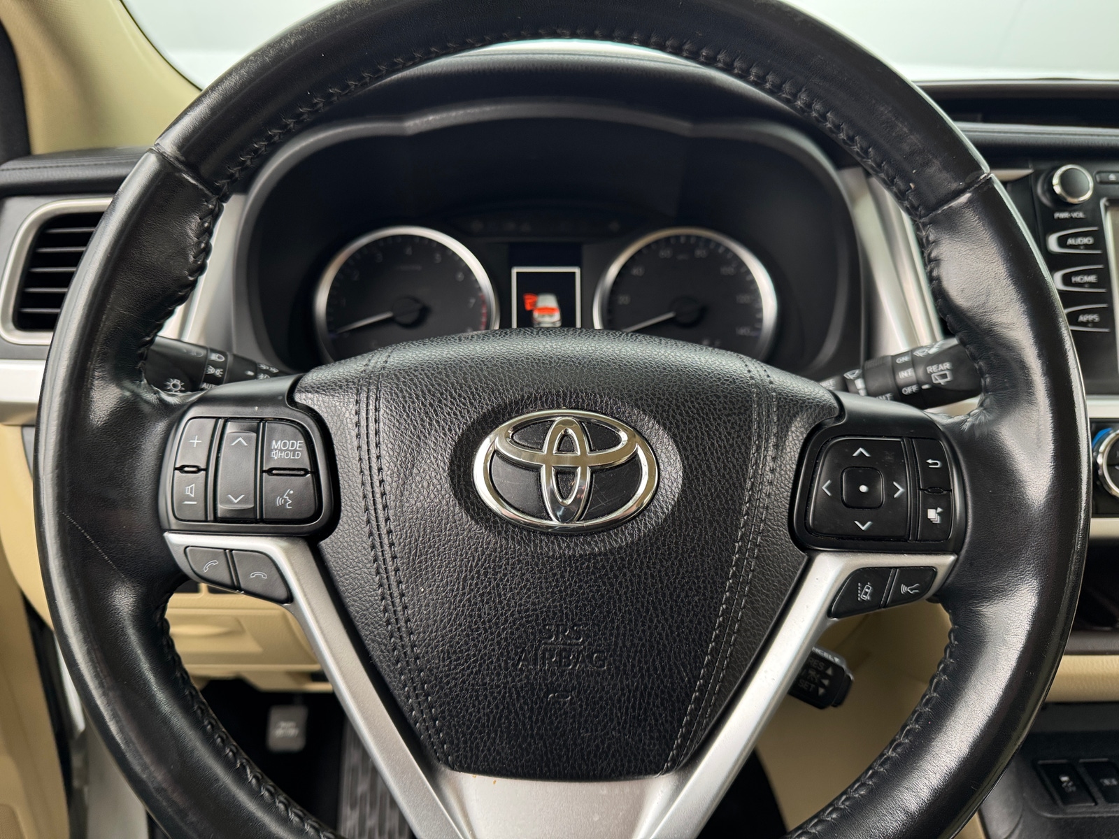 Thumbnail: 2018 Toyota Highlander - 5