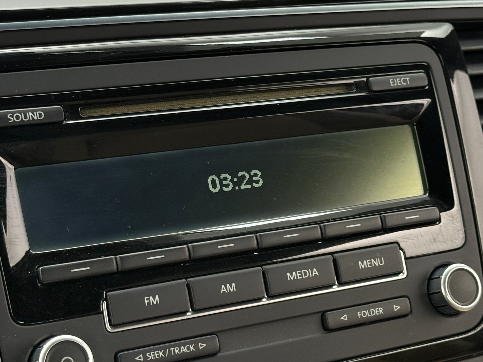 Thumbnail: 2014 Volkswagen Beetle - 3