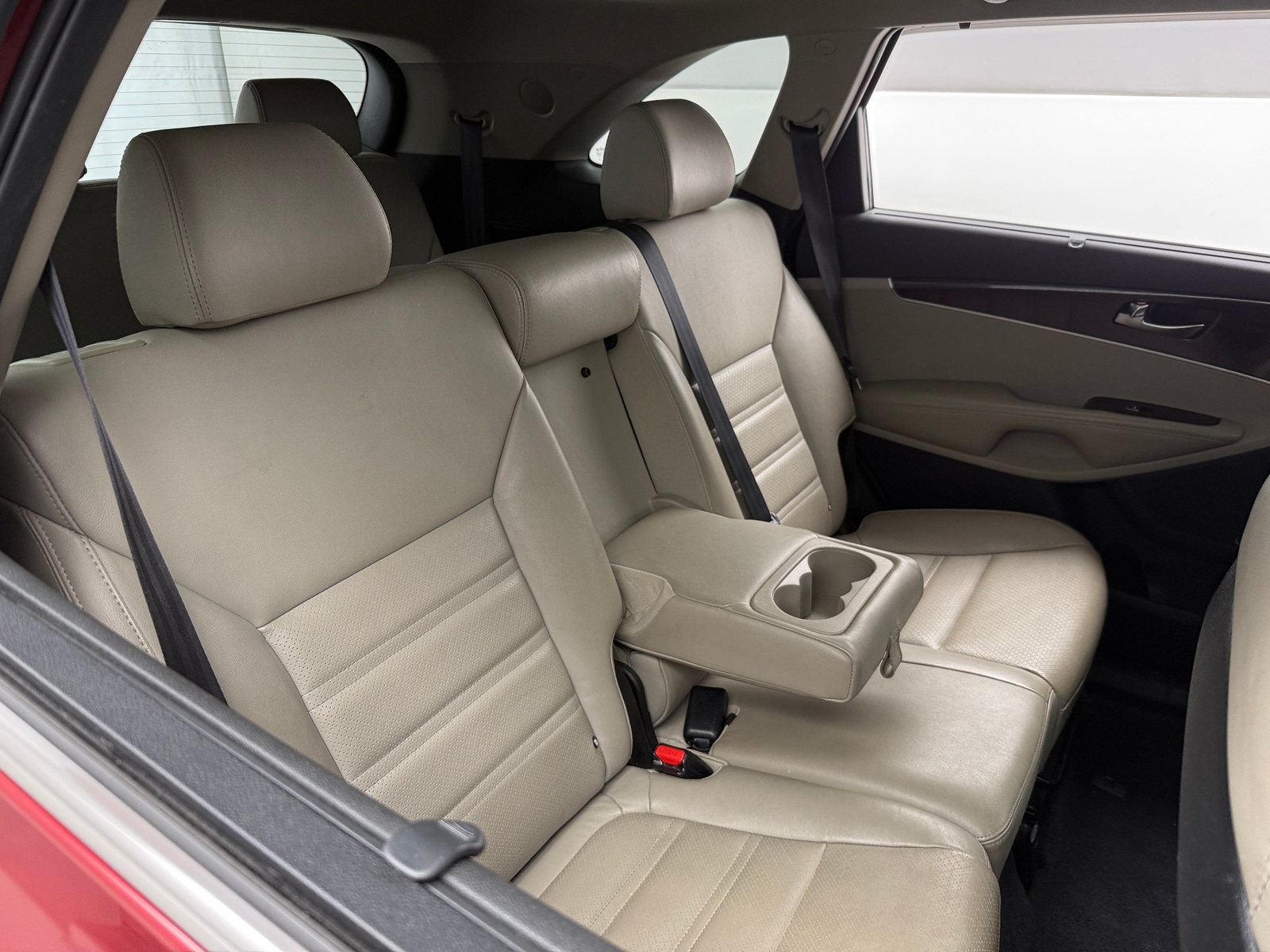 Thumbnail: 2016 Kia Sorento - 5