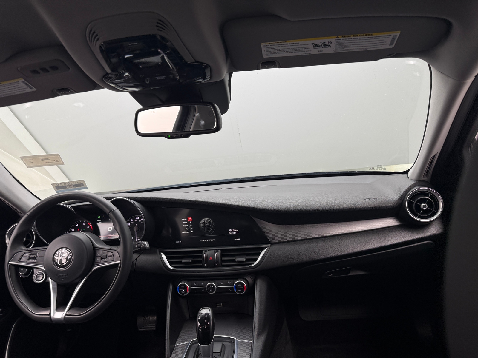 Thumbnail: 2017 Alfa Romeo Giulia - 2