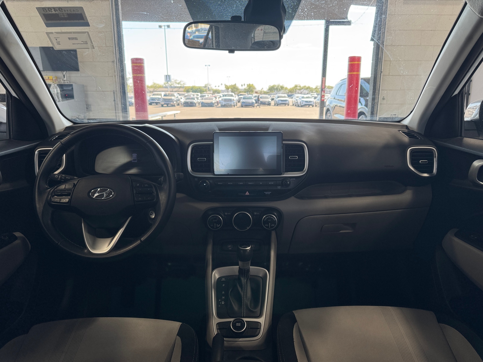 Thumbnail: 2023 Hyundai Venue - 3